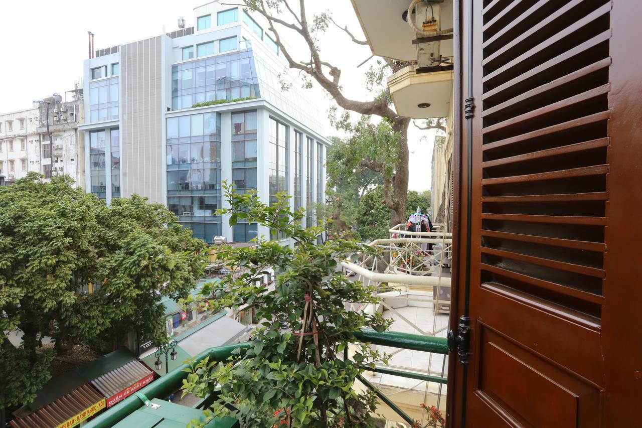Tuti Lakeside Homestay ฮานอย ภายนอก รูปภาพ